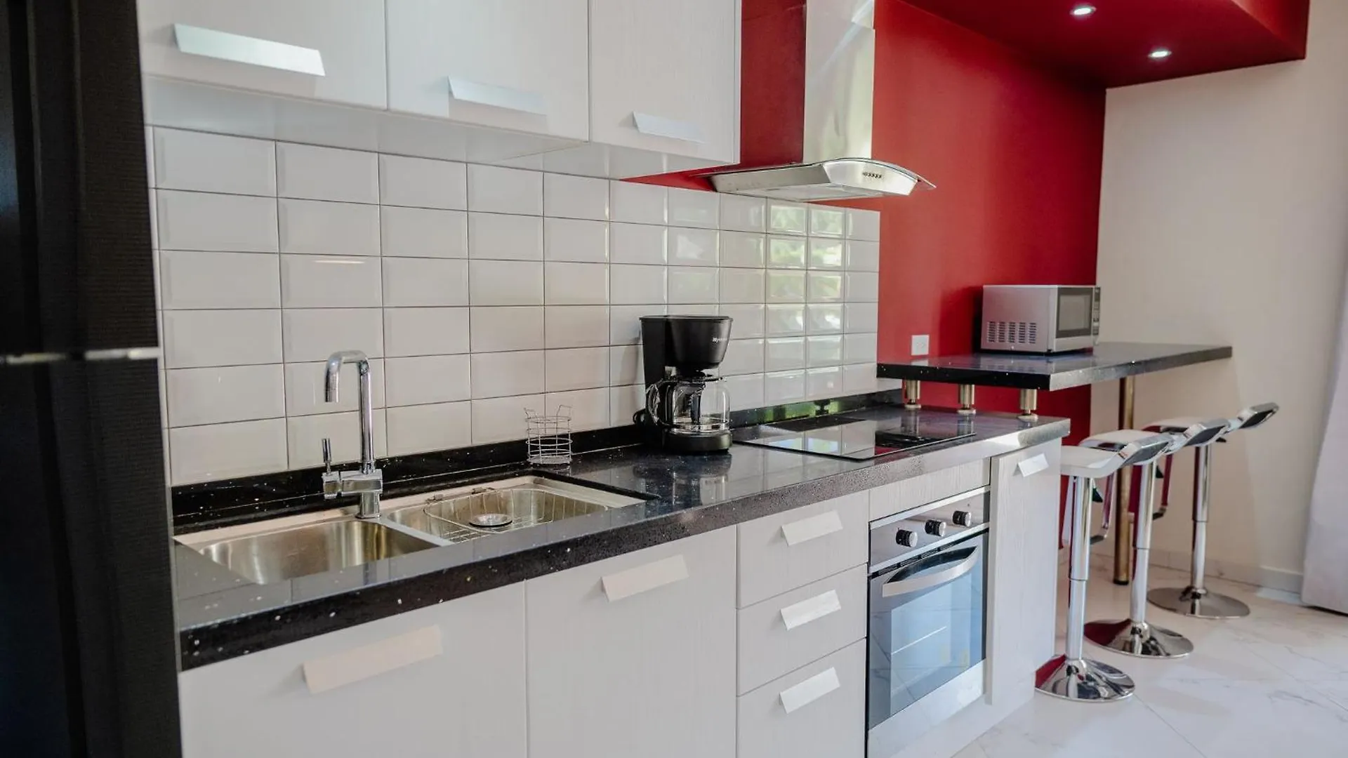 Modern 1-Bedroom-Apartment 2 Km From Eagle Beach Палм Бич 0*,